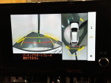 全方位モニターがついています! 車の周囲を360&deg;安全確認できるので、普段の駐車はもちろんの事、縦列駐車や幅寄せの際にも活躍してくれますよ。