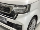 LEDヘッドライトは、点灯の瞬間から最大光量を発揮し、突然暗くなるトンネルなどでの安定感を高めます。