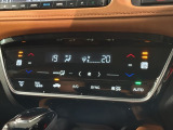 フロント両席にはシートヒーターが付いています!寒い日に便利な装備ですね。