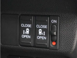 ◆両側電動スライドドア◆狭い駐車場でも乗り降りが楽々♪お子様が隣の車にドアを当ててしまう心配もございません!小さなお子様連れの方もこれで安心。