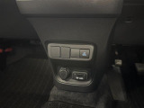 店舗にて現車の確認もいただけますので、お電話で在庫のご確認の上是非ご来店くださいませ。