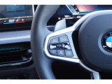 ACCは、レーダーやカメラが前走車や車線を検知し前方車両との車間距離を維持しながら自動で加減速を行い、低速走行時には車両停止までの制御を行ないます。