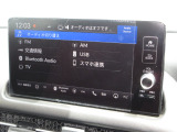 ナビゲーションはホンダコネクトディスプレイが装着されております。AM、FM、フルセグTV、Bluetoothがご使用いただけます。初めて訪れた場所でも道に迷わず安心ですね!