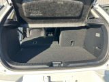 トノカバー付きのトランクルームは荷室の荷物が見えず安心です。