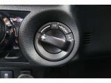 【4WDシステム】H2・H4・L4とトランスファースイッチを操作して切り替え♪雪道やぬかるみも切り替え1つで走破します!