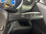 【オートライト(AUTO)】外の明るさをシステムが感知して、自動でヘッドライトが点灯します!ヘッドライトをつけ忘れを防ぐ便利機能です。
