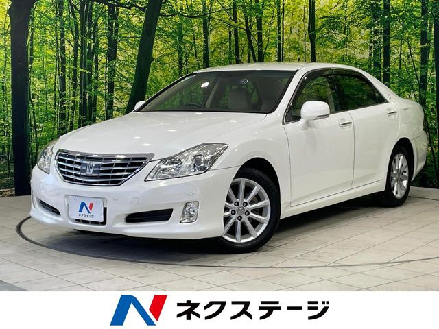 トヨタ クラウン 