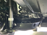 お車を安心してお乗りいただく為には、足回りの定期点検が欠かせません。サービスサポート(有償保証)では無料点検もご提供しており、安心のカーライフをお過ごしいただけるサポート体制が整っています。