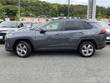 トヨタ車に限らず、全車種にロングラン保証が付いております。走行距離無制限なので、安心しておのり頂けます。