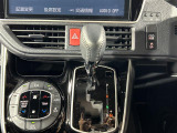 【シフトレバー】シフトの操作がしやすく快適なドライブを楽しんでいただけます!