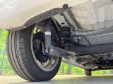 お車を安心してお乗りいただく為には、足回りの定期点検が欠かせません。サービスサポート(有償保証)では無料点検もご提供しており、安心のカーライフをお過ごしいただけるサポート体制が整っています。