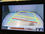 バックモニター付きで駐車もらくらく!