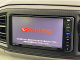【メーカー純正7インチナビ】インテリアに溶け込むスタイリッシュな「専用設計」メーカーナビを装備♪視認性や操作性など基本性能にも優れ、より上質なカーライフをお楽しみいただけます。