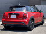 MINI正規販売店のお車は、全てのお車にMINI認定中古車の保証書が発行されます。保障約款もございますので保障内容が明確でございます。お客様にご安心してお乗り頂けますよう、全力でお客様をサポート致します。