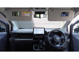 見通しのよいすっきりとした視界で、誰でも運転しやすいです。運転のしやすさは疲れにくさにも繋がりますよ♪