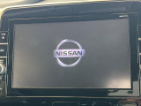 【純正9型ナビ】人気の純正ナビを装備しております。ナビの使いやすさはもちろん、オーディオ機能も充実!キャンプや旅行はもちろん、通勤や買い物など普段のドライブも楽しくなるはず♪
