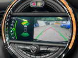 ●○○純正ナビ:一体感のあるナビは、高級感ある車内を演出してくれます。Bluetooth再生などオーディオ機能も充実しておりますので、運転もより楽しめます♪