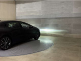 LEDヘッドランプです。十分な明るさを保ちつつも消費電力が少なく、バルブ寿命も長いのが特徴です。瞬時にMAXの光量を発揮するのもLEDならではです。
