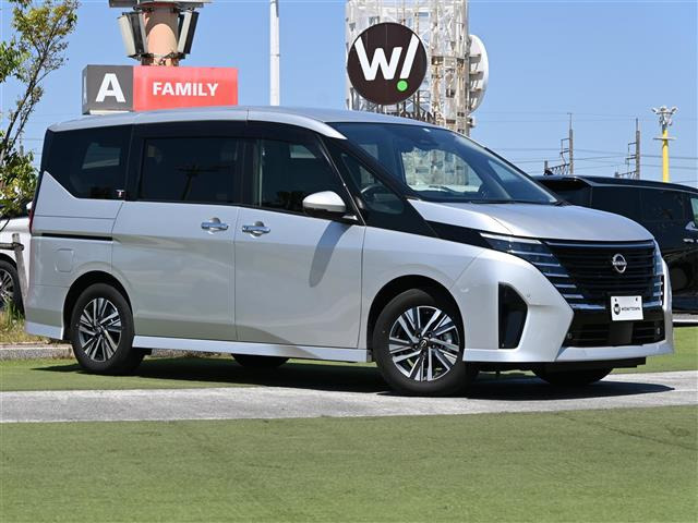 セレナ 1.4 e-POWER ハイウェイスターV 修復歴無し
