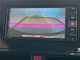 見にくい後方をモニターに映してくれるバックモニター搭載!駐車時にとても便利な機能です♪