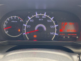 【スピードメーター】メーターがシンプルで見やすく運転しやすいですね!
