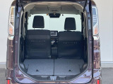 普段のお買い物や通勤、送迎等に十分な荷室スペースを確保しております。セカンドシートを倒すと、大きな荷物の積載も可能です♪