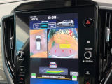 【マルチテレインモニター】車のフロントやサイドのカメラ画像を同時にモニター表示することで、悪路や狭い道を走行時でも周囲の状況確認ができ安心!本格SUVにうれしい装備です♪