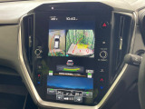 【マルチテレインモニター】車のフロントやサイドのカメラ画像を同時にモニター表示することで、悪路や狭い道を走行時でも周囲の状況確認ができ安心!本格SUVにうれしい装備です♪