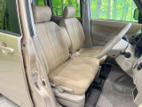 ドライバーによって運転しやすいポジションは異なり、あの車はどうなのか不安なこともありますよね。気になるお車は店頭で乗り込んでご確認いただけます♪