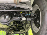 お車を安心してお乗りいただく為には、足回りの定期点検が欠かせません。サービスサポート(有償保証)では無料点検もご提供しており、安心のカーライフをお過ごしいただけるサポート体制が整っています。