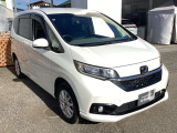 自社整備工場で点検整備をおこなってからお渡ししています。車検が残っている場合は『12ヶ月点検整備』を、車検整備付きの場合は『車検整備』をおこないます。整備費用は車両本体価格に含まれています。