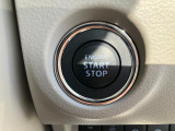 【キーレスプッシュスタートシステム】携帯リモコンを身に付けていれば、ボタン一つでエンジン始動が可能♪カギは手持ちの鞄にいれたままでOK!乗り込んだらすぐに発進!レッツゴー!!