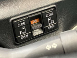 左右ともに大きくて便利なスライドドアを採用しています。両側ともに電動ドアは運転席からも開閉可能です。雨の日のお迎え、いち早く乗り込みたいお子様をタイミング良くドアを開けてスマートにお出迎え出来ます♪