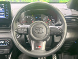 【ステアリングスイッチ】運転中、前方から目線をそらすことなく、オーディオ等の操作が可能な便利機能!安心&快適なドライブを演出してくれます♪