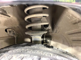 お車を安心してお乗りいただく為には、足回りの定期点検が欠かせません。サービスサポート(有償保証)では無料点検もご提供しており、安心のカーライフをお過ごしいただけるサポート体制が整っています。