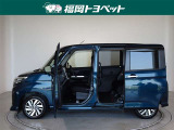 両側パワースライドドア付きだから、狭い駐車スペースなどでの 乗り降りラクラク!小さなお子さまのいるご家庭には嬉しい装備。