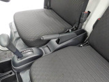 愛知ダイハツではお車をご購入頂いた後が本当のお付き合いのスタートだと思っています。 ですので定期点検や車検もお得なパックをご用意してお客様に頼りにされるダイハツディーラーを目指しています☆