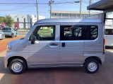 カープレシャスではご納車後もお客様に安心しておクルマにお乗り頂くため、【2か月又は2,000km】の保証をお付けしております!当社は保証金額をお支払い総額に含ませていただいております!