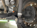 お車を安心してお乗りいただく為には、足回りの定期点検が欠かせません。サービスサポート(有償保証)では無料点検もご提供しており、安心のカーライフをお過ごしいただけるサポート体制が整っています。
