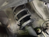 お車を安心してお乗りいただく為には、足回りの定期点検が欠かせません。サービスサポート(有償保証)では無料点検もご提供しており、安心のカーライフをお過ごしいただけるサポート体制が整っています。