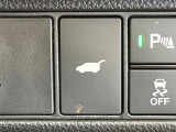 【パワーバックドア】スマートキーや運転席のボタンを押すだけでリアゲートが自動で開閉します!荷物を持っている時や、高い位置にあるバックドアを閉める際に便利な機能です♪