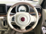 【純正革巻きステアリング】上質な革を使用することで、手にしっかり馴染みとても運転しやすいハンドルです♪
