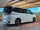 親切・丁寧な専門メカニックスタッフが応対!・車検・点検整備・事故等の修理などアフターサービスも安心。お車のカスタマイズもネクステージのサービススタッフまでご相談ください。