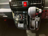 納車前にはプロのメカニックが、各部の点検を行います。ディーラーにしか出来ない品質、そしてサービスできっと満足していただけると思います!