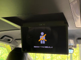 【フリップダウンモニター】大画面モニターで後席でもエンタメをお楽しみいただけます。小さなお子様にも大人気の装備です♪