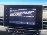 ●Apple Car Play:スマホとの有線接続で、ナビ・オーディオ再生などスマホのアプリ機能が画面でも使える便利機能です!
