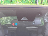 【トヨタセーフティセンス】走行中に前方の車両等を認識し、衝突しそうな時は警報とブレーキで衝突回避と被害軽減をアシスト。より安全にドライブをお楽しみいただけます。