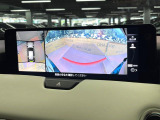 【360&deg;ビューモニター】専用のカメラにより、上から見下ろしたような視点で360度クルマの周囲を確認することができます☆死角部分も確認しやすく、狭い場所での切り返しや駐車もスムーズに行えます。