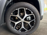 納車前には、車検整備法定点検整備を実施しております。また、状態が悪い部品は、きちんと交換した上で納車いたします
