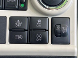 【スマートアシスト】走行中に前方の車両等を認識し、衝突しそうな時は警報とブレーキで衝突回避と被害軽減をアシスト。より安全にドライブをお楽しみいただけます。